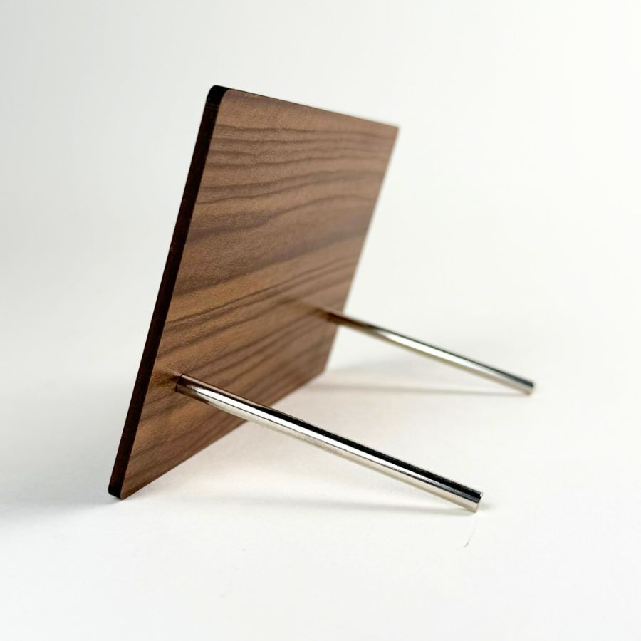 桌上指示牌-如需要服務請按服務鈴